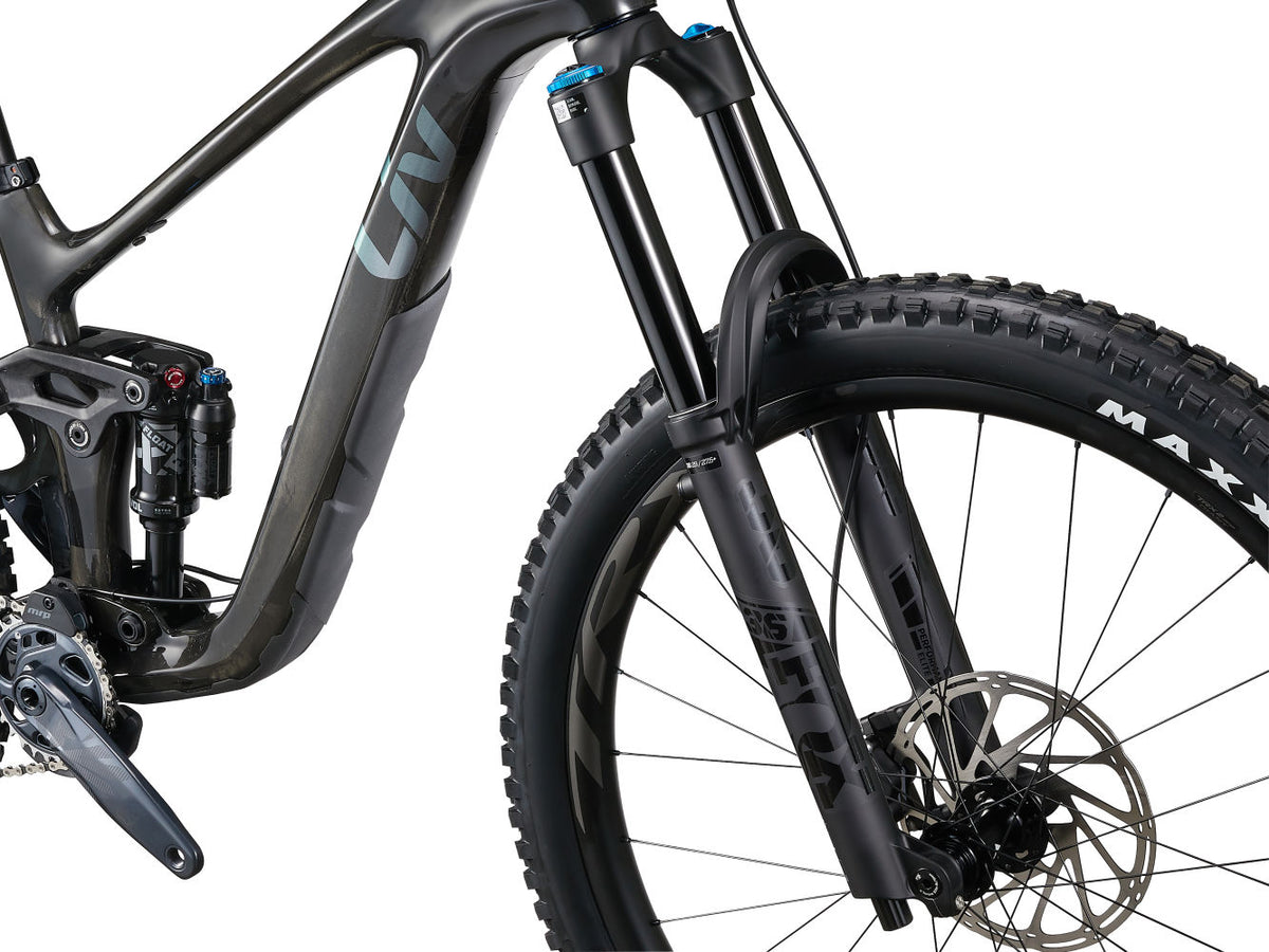 Intrigue LT Advanced Pro 1 - Raw Carbon