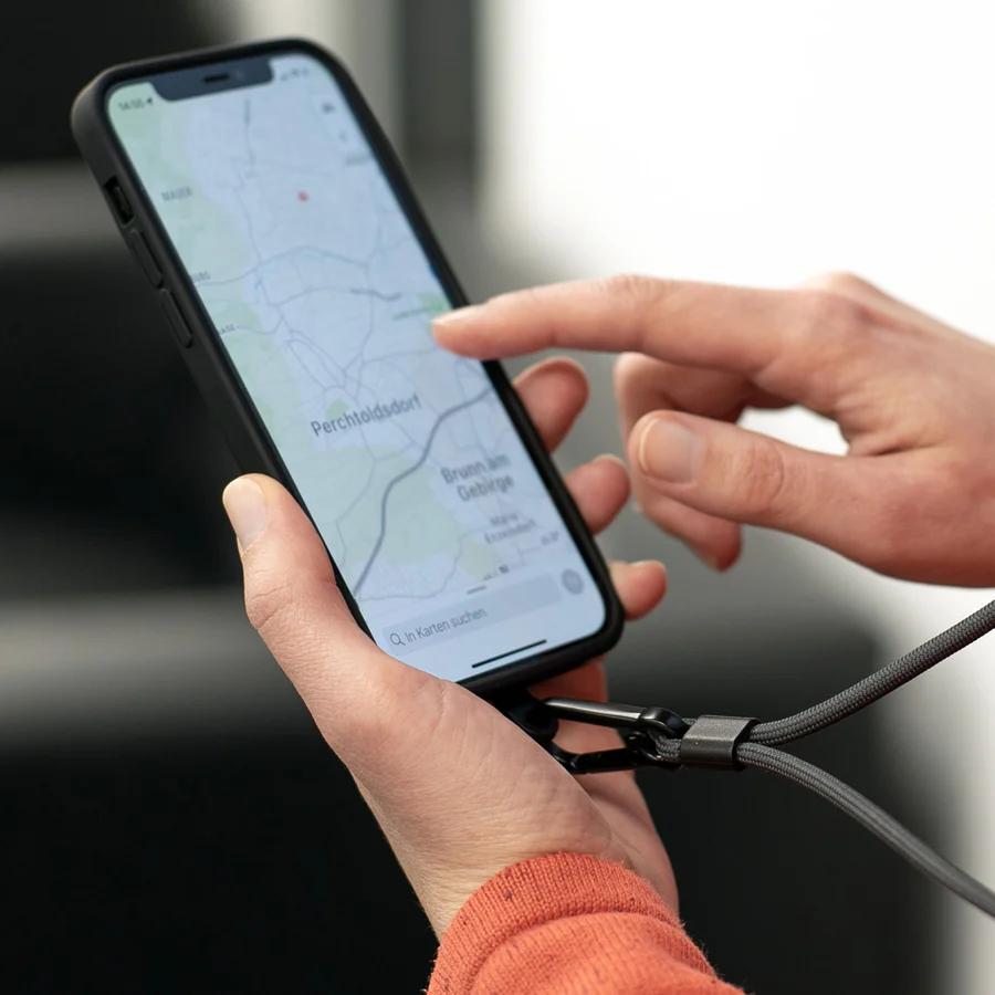 Funda para móvil con cordón grande