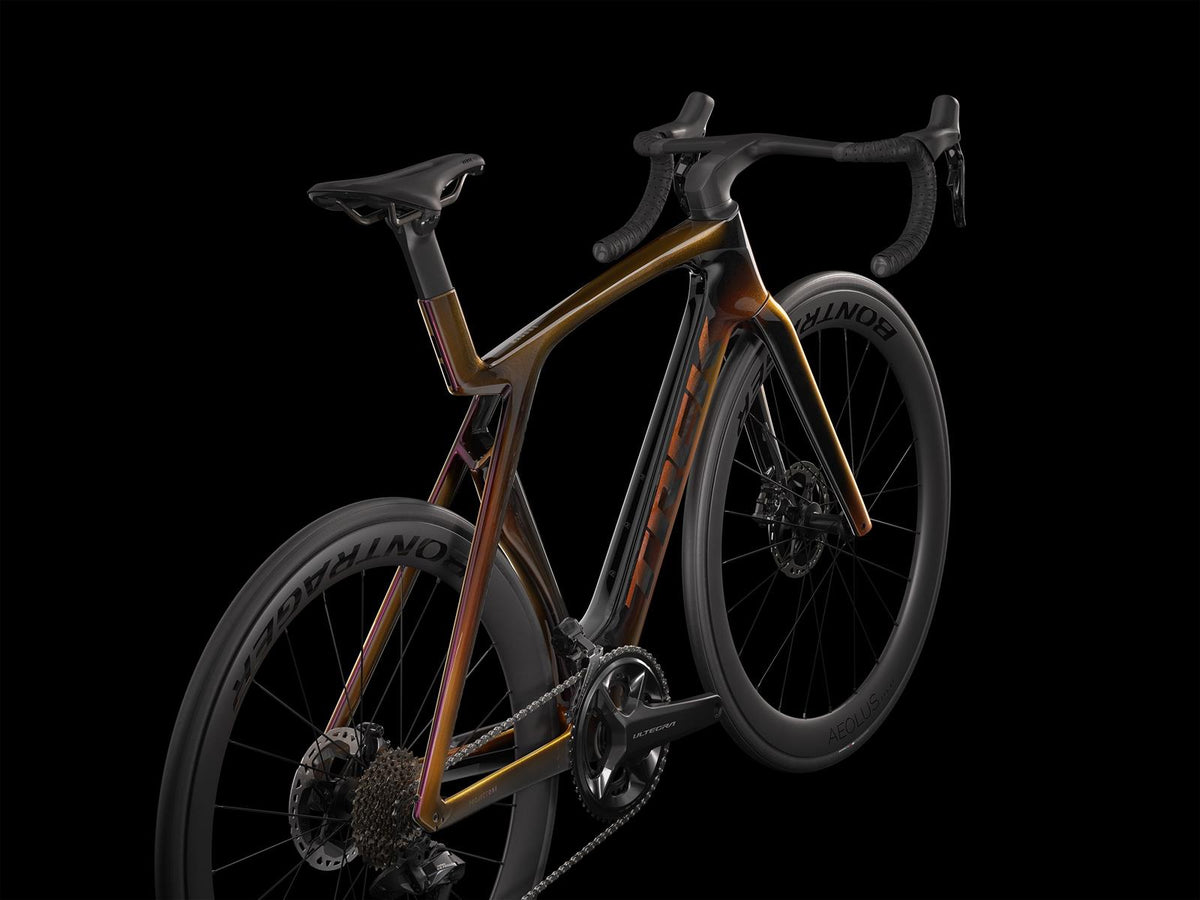 Madone SLR 7 Axinite Flip/Trek Black
