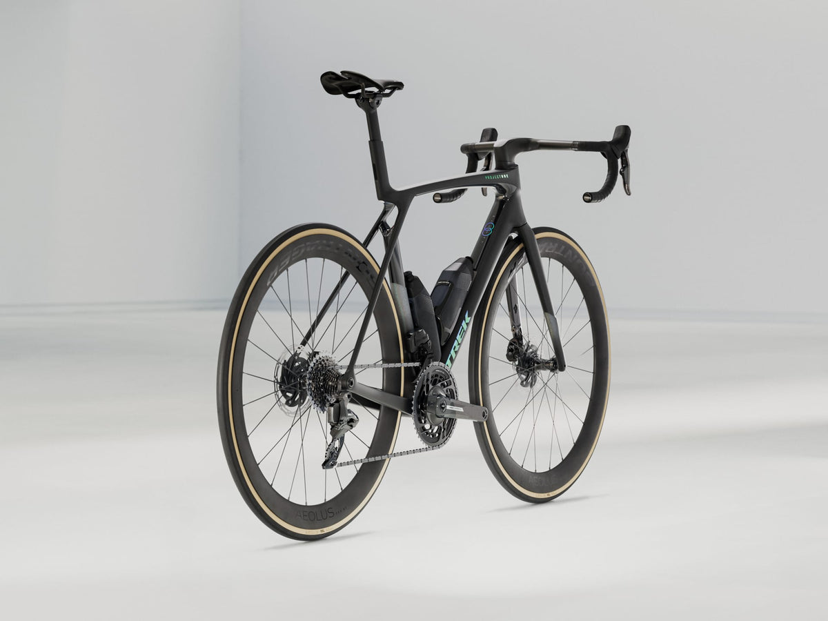 Madone SLR 7 AXS Gen 8 - Matte/Gloss Carbon Smoke